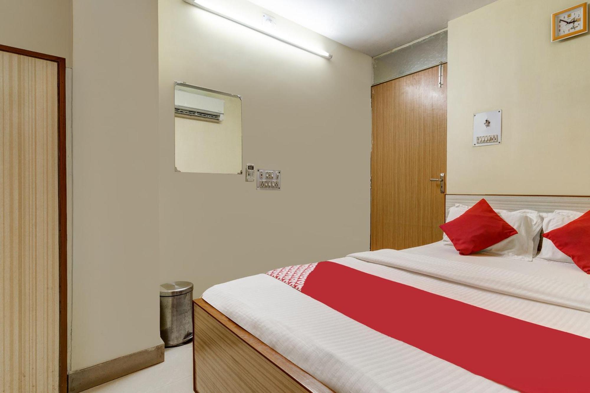 Oyo Hotel Satguru Jamshedpur Ngoại thất bức ảnh